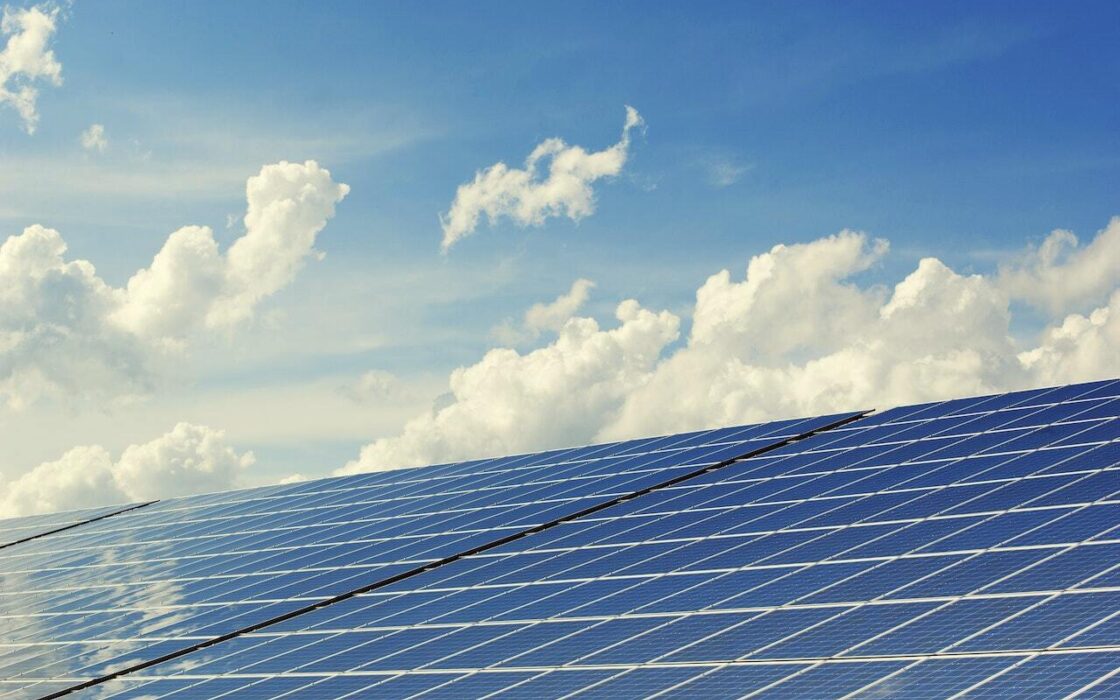 The Advantages of Solar Panels: How Going Solar Can Benefit Your Home